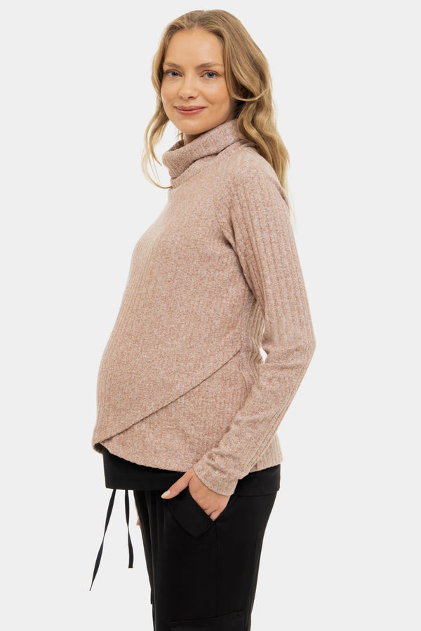 Beige ribgebreide zwangerschaps- en voedingstrui