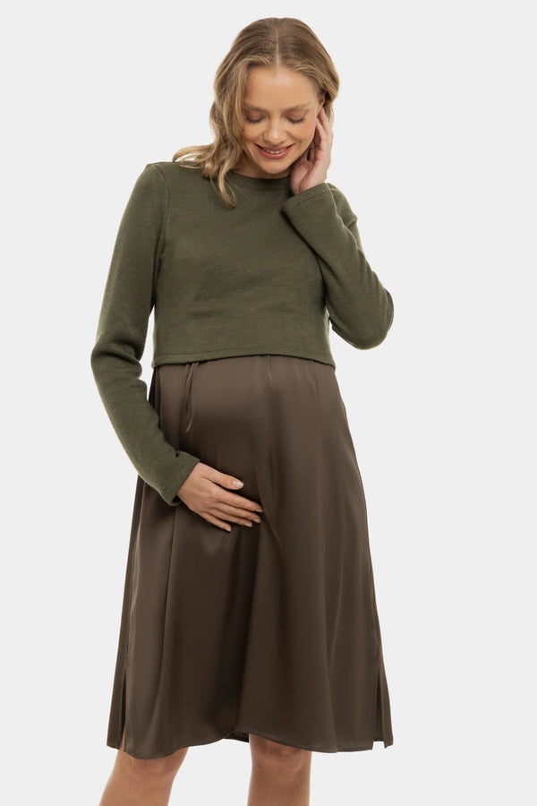 Satijnen zwangerschapsjurk- en voedingsjurk met trui – olijfgroen