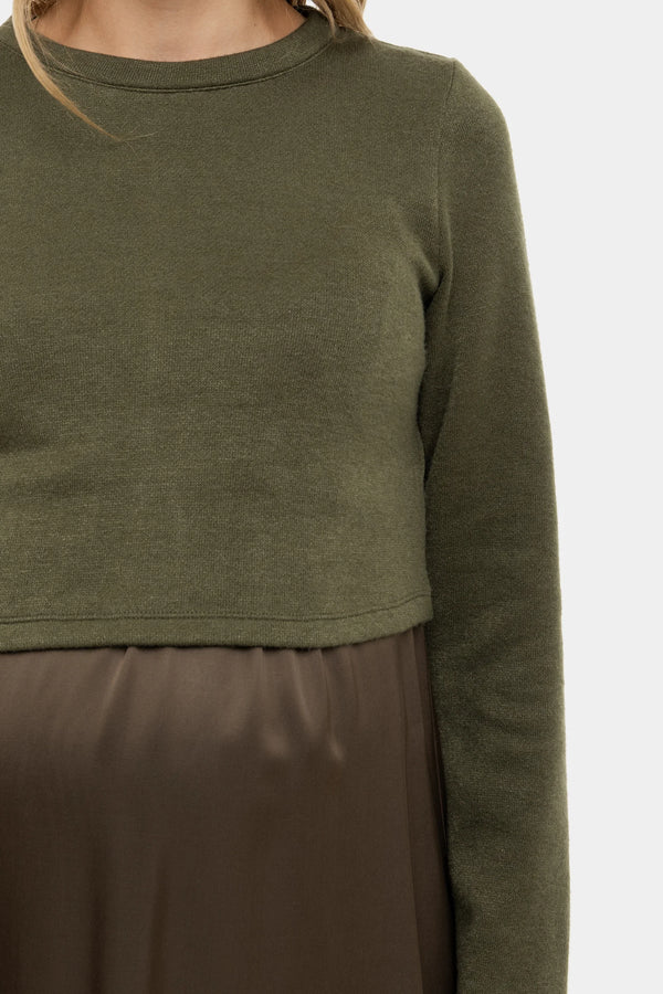 Satijnen zwangerschapsjurk- en voedingsjurk met trui – olijfgroen