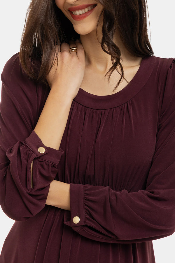 Elegante zwangerschapsjurk met geplooide details - bordeauxrood