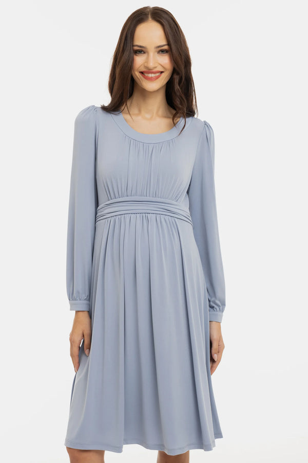 Elegante zwangerschapsjurk met geplooide details - poederblauw