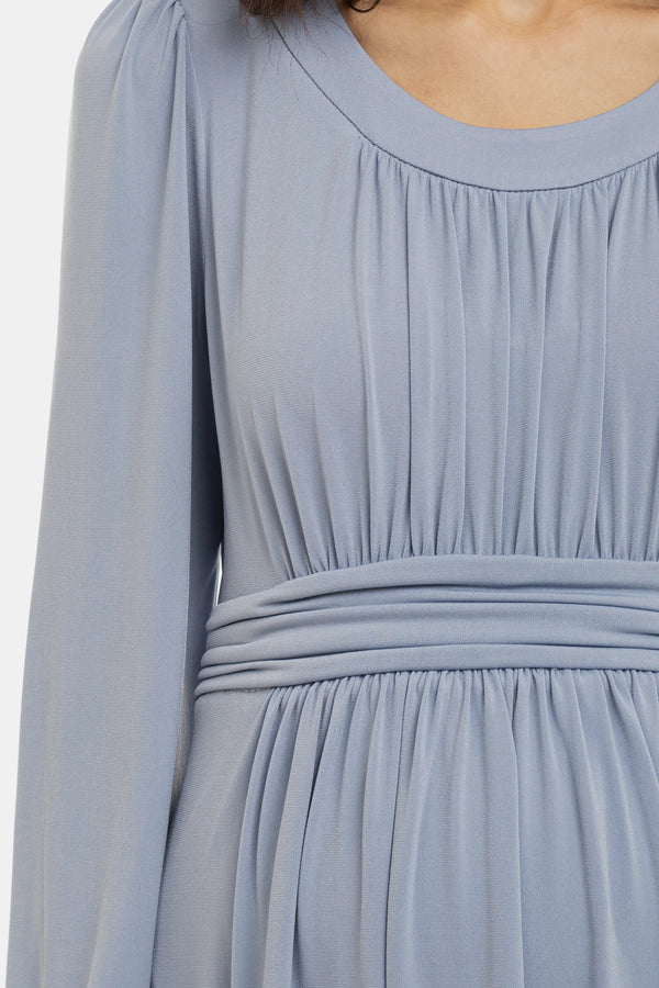 Elegante zwangerschapsjurk met geplooide details - poederblauw