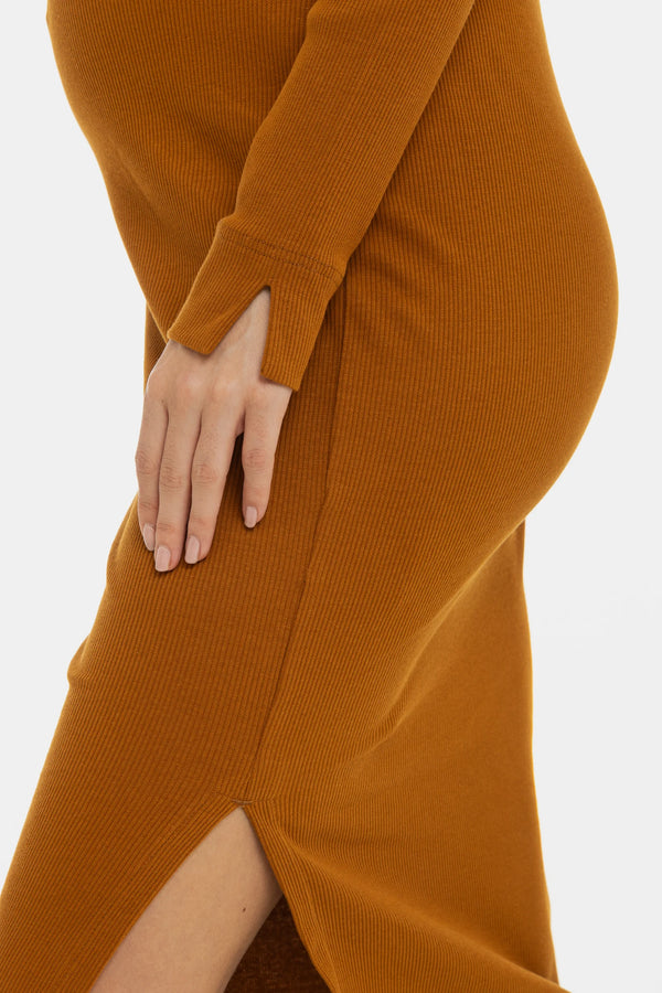Lange rib zwangerschaps- en voedingsjurk met lange mouwen - caramel