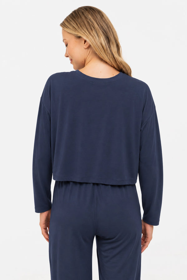 Donkerblauwe cropped zwangerschaps- en voedingstop met lange mouwen